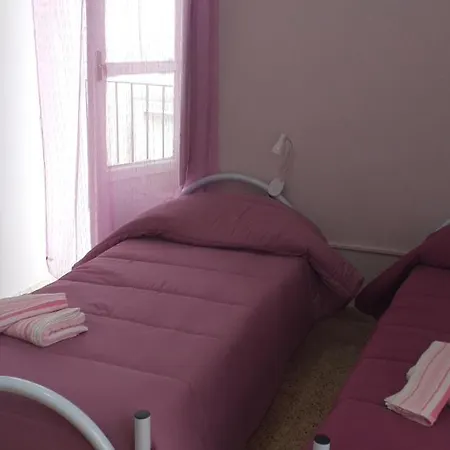 Il Sole Nel Cuore بيت شباب نابولي