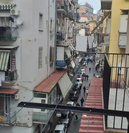 Il Sole Nel Cuore نابولي